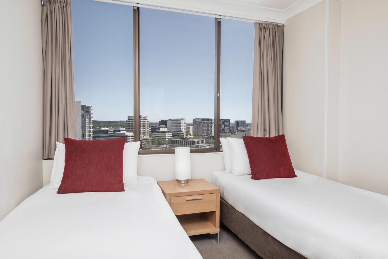 Breakfree Capital Tower Apartments Canberra Exteriör bild