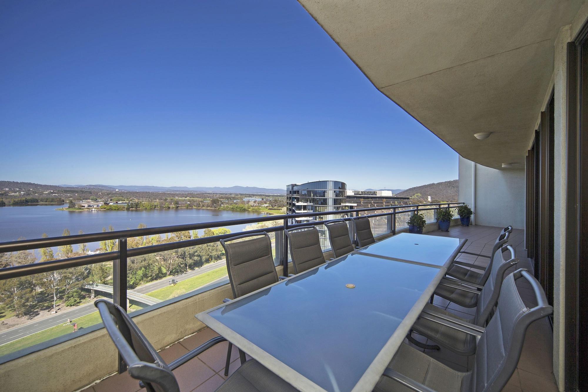 Breakfree Capital Tower Apartments Canberra Exteriör bild
