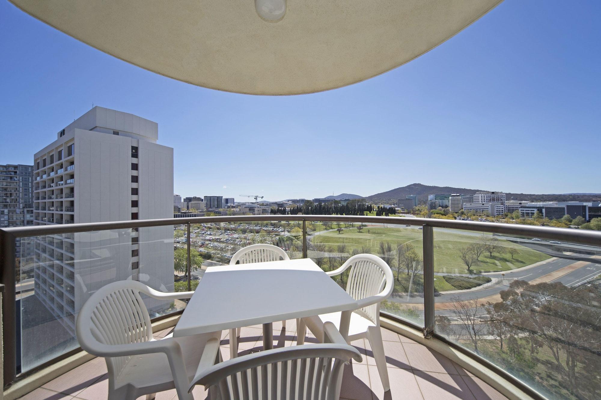 Breakfree Capital Tower Apartments Canberra Exteriör bild