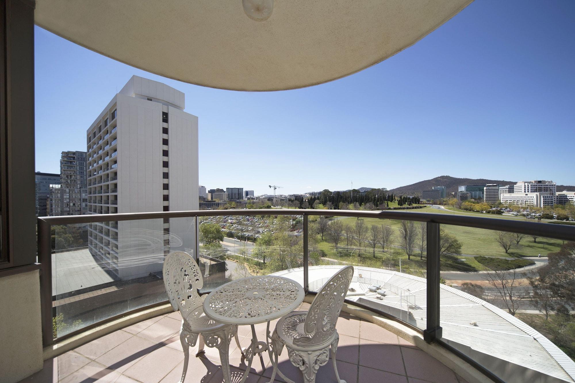 Breakfree Capital Tower Apartments Canberra Exteriör bild
