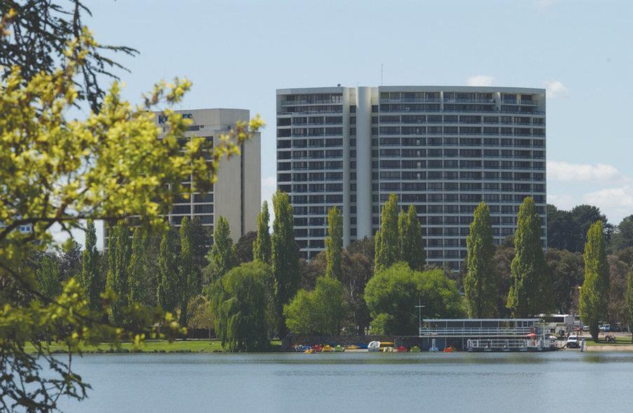 Breakfree Capital Tower Apartments Canberra Exteriör bild